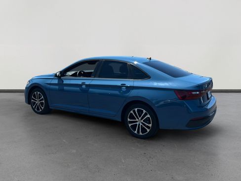 Used 2025 Volkswagen Jetta Sport FWD image 3