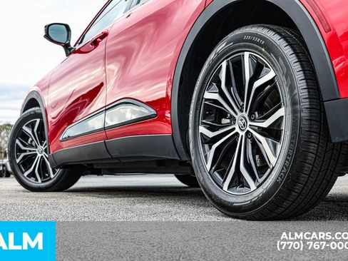 Used 2024 Toyota Crown XLE image 17