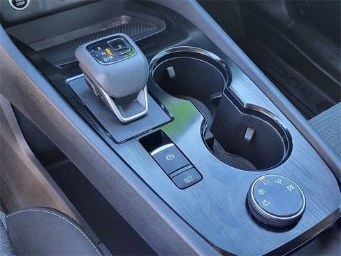 Used 2023 Nissan Rogue SV image 18