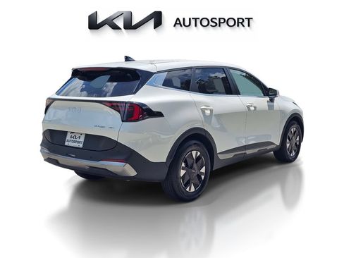 Used 2026 Kia Sportage LX FWD image 8