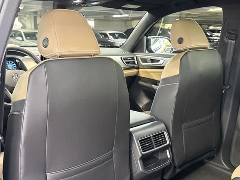 Used 2026 Volkswagen Atlas Cross Sport SE FWD image 22