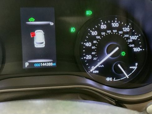 Used 2022 Toyota Sienna XLE FWD image 12