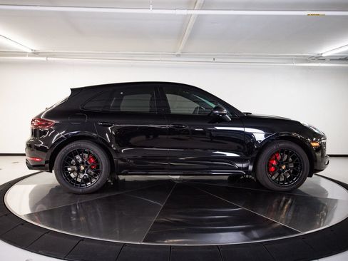 Used 2017 Porsche Macan GTS AWD/4WD image 8