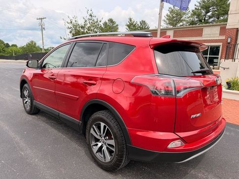 Used 2017 Toyota RAV4 XLE w/ All Weather Liner Package AWD/4WD image 8