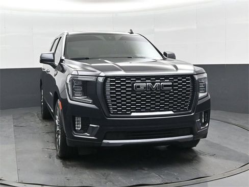 Used 2023 GMC Yukon Denali Ultimate image 10