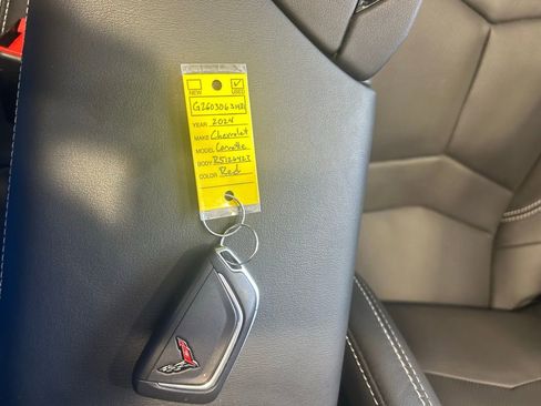 Used 2024 Chevrolet Corvette Stingray w/ Z51 Performance Package image 49