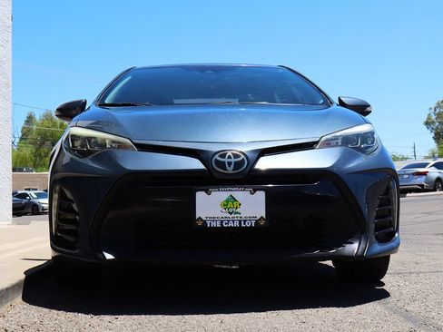 Used 2017 Toyota Corolla SE w/ SE Premium Package FWD image 17