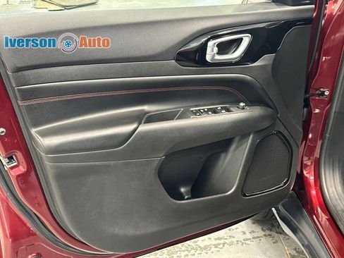 Used 2022 Jeep Compass Trailhawk w/ Trailhawk Convenience Group image 15