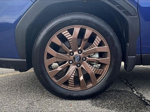 Used 2025 Subaru Forester Sport image 9