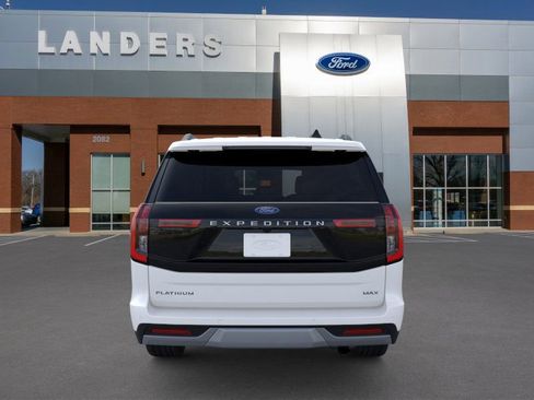 New 2025 Ford Expedition Max Platinum image 5
