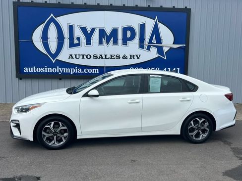 Used 2020 Kia Forte LXS FWD image 1