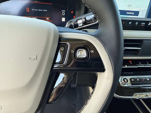 New 2026 Lincoln Corsair Premiere image 29