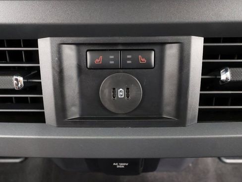 New 2025 Ford F350 Lariat w/ Lariat Ultimate Package image 14