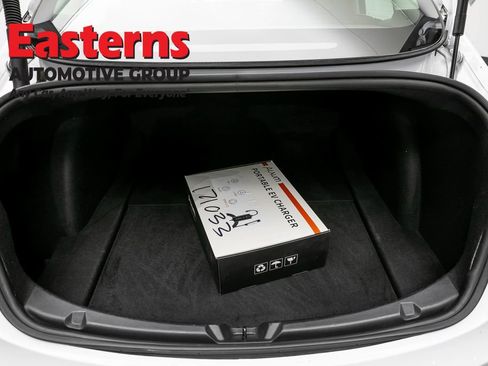 Used 2023 Tesla Model 3 Standard Range RWD image 9