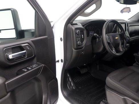 Used 2026 Chevrolet Silverado 3500 W/T AWD/4WD image 17
