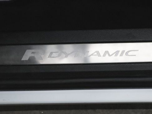 Used 2023 Land Rover Range Rover Evoque R-Dynamic S image 13