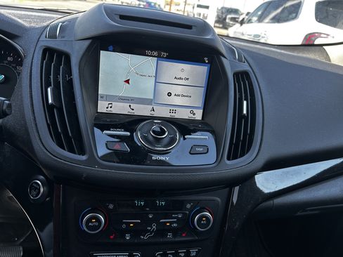 Used 2018 Ford Escape Titanium AWD/4WD image 15