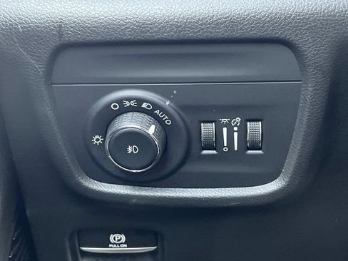 Used 2021 Jeep Grand Cherokee L Overland w/ Advanced Protech Group III image 30