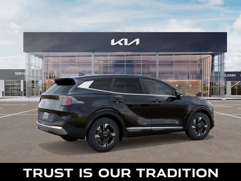 New 2026 Kia Sportage LX image 6