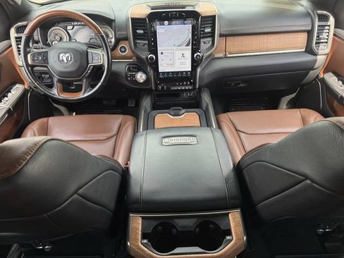 Used 2022 RAM 1500 Limited w/ Body Color Bumper Group AWD/4WD image 13