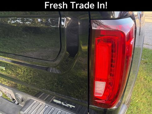 Certified 2023 GMC Sierra 2500 SLT w/ SLT Premium Package AWD/4WD image 9