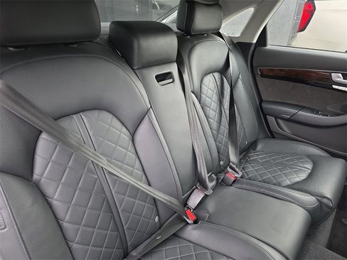 Used 2018 Audi A8 L 4.0T image 17