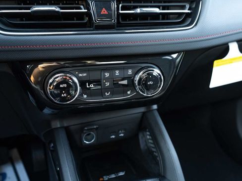 New 2026 Chevrolet TrailBlazer RS w/ Convenience Package FWD image 18