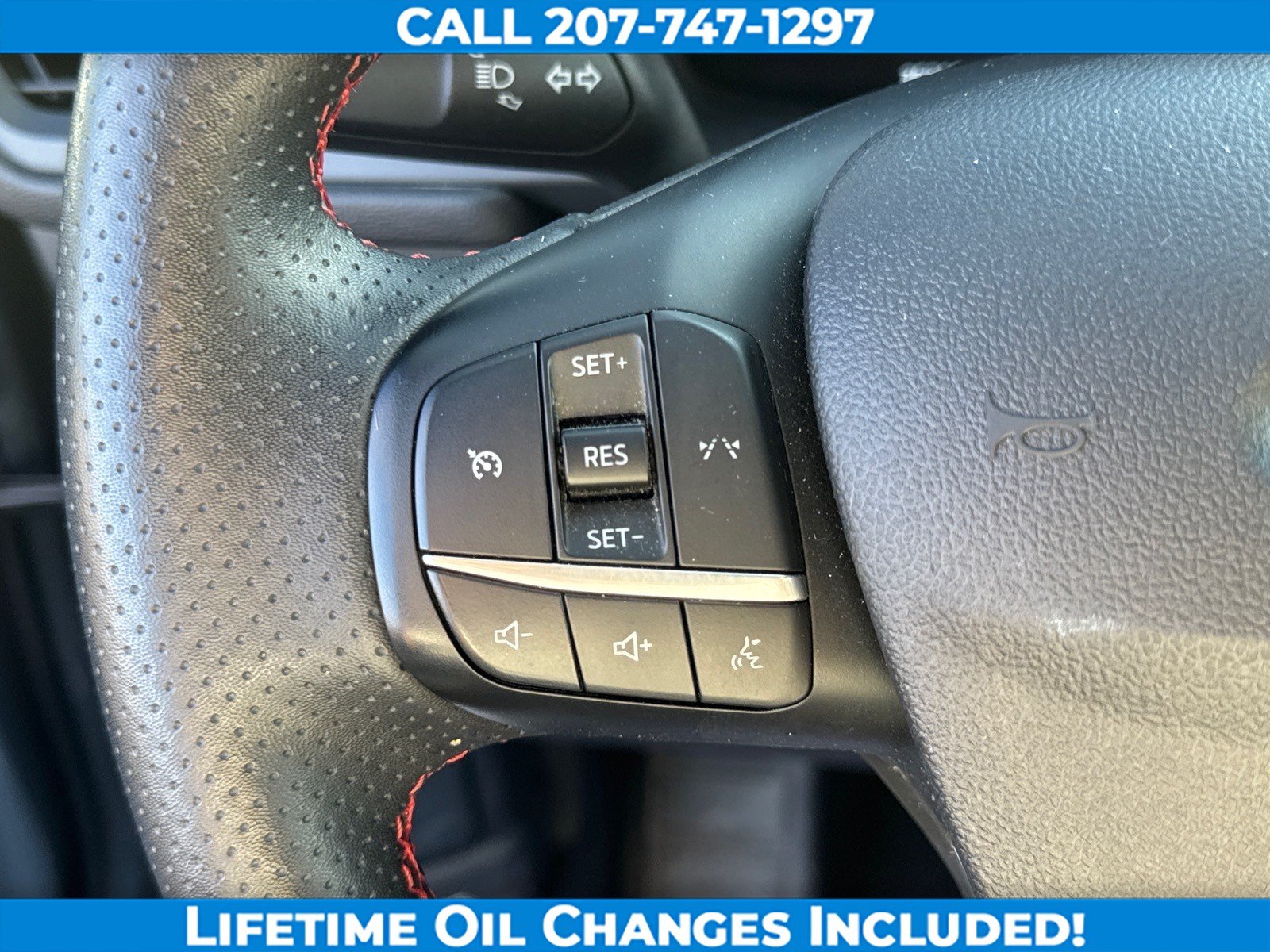 Used 2025 Ford Escape ST-Line AWD/4WD image 17