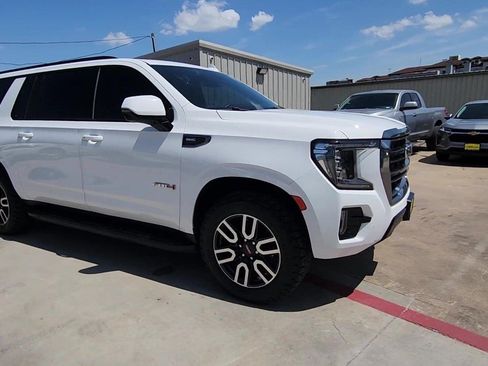 Certified 2024 GMC Yukon XL AT4 w/ Technology Package AWD/4WD image 34