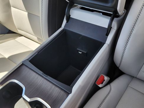 New 2026 GMC Acadia Denali FWD image 38