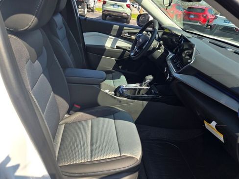 New 2026 Chevrolet Trax LT image 4