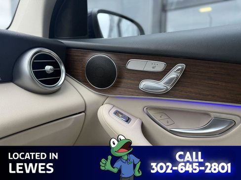 Used 2022 Mercedes-Benz GLC 300 4MATIC image 8