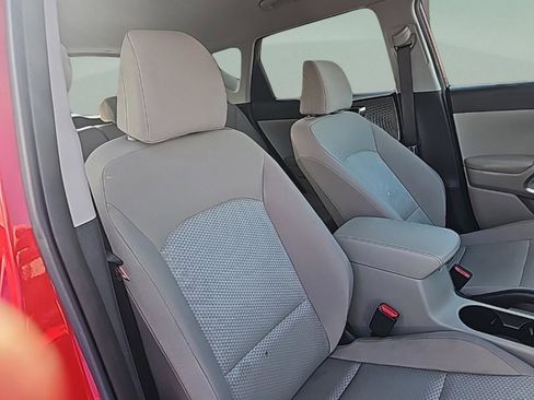 Used 2024 Kia Soul LX image 32