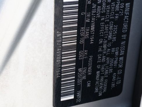 Used 2021 Nissan Rogue Sport S image 21