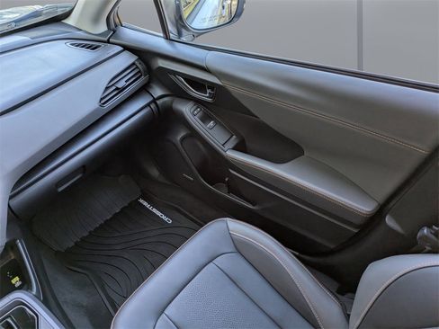 Certified 2025 Subaru Crosstrek 2.5i Limited w/ Popular Package #3A image 17