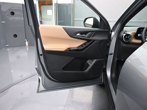 New 2026 Chevrolet Equinox ACTIV w/ Convenience Package III image 11