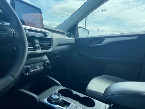 Used 2022 Ford Escape SE w/ Convenience Package AWD/4WD image 36