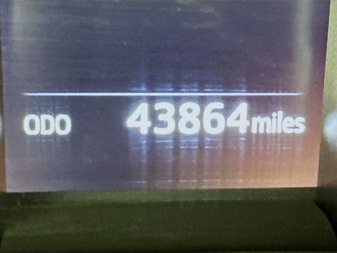 Used 2024 Toyota 4Runner SR5 image 19