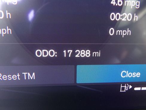 Certified 2025 Volvo XC90 B6 Plus image 20