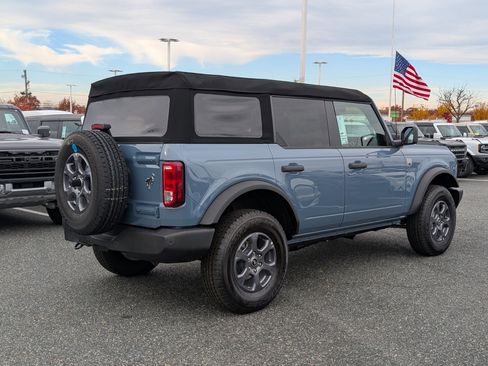 New 2025 Ford Bronco Big Bend image 2