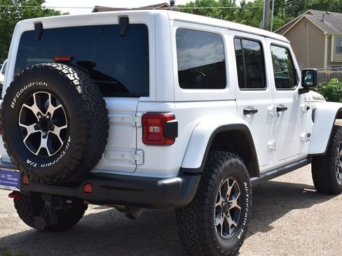 Used 2018 Jeep Wrangler Unlimited Rubicon AWD/4WD image 6