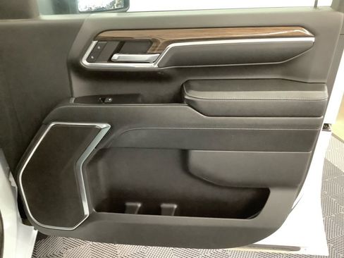 Used 2024 Chevrolet Silverado 2500 LT AWD/4WD image 26