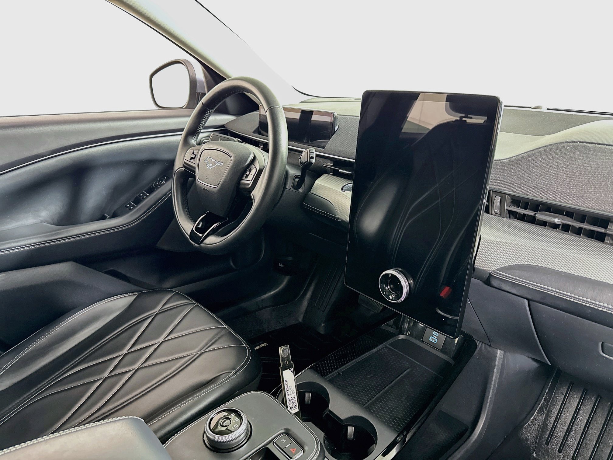 Used 2022 Ford Mustang Mach-E Select AWD/4WD image 28