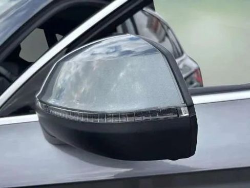 Used 2019 Audi Q5 2.0T Premium Plus w/ Premium Plus Package image 13