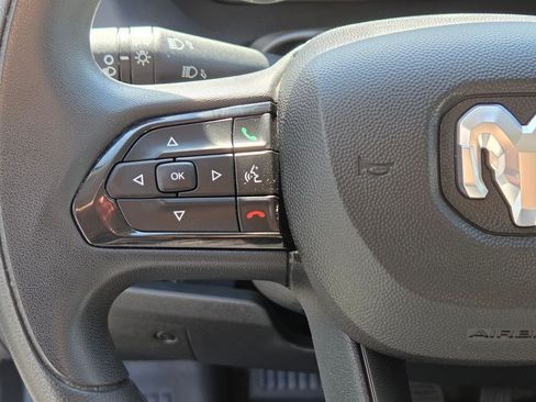 Used 2024 RAM ProMaster 2500 FWD image 25