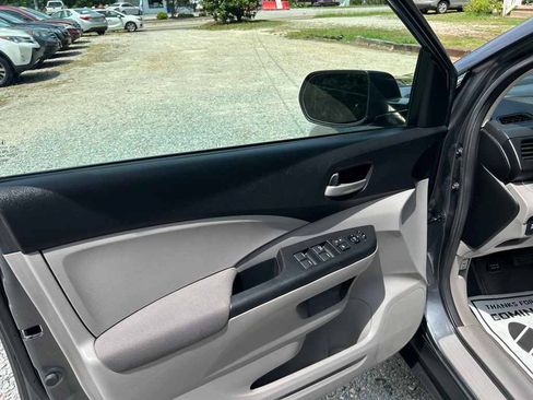 Used 2013 Honda CR-V LX image 7