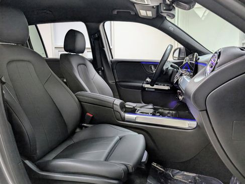 Used 2023 Mercedes-Benz EQB 250+ w/ Exclusive Package image 23