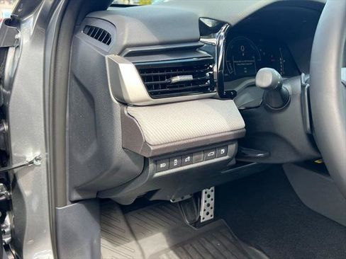 Certified 2026 Toyota Camry SE w/ Convenience Package FWD image 15
