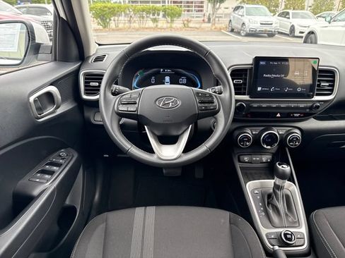 Certified 2026 Hyundai Venue SEL FWD image 13