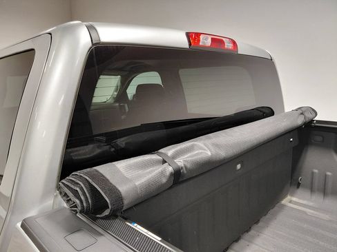Used 2018 Chevrolet Silverado 1500 LT w/ All Star Edition AWD/4WD image 7